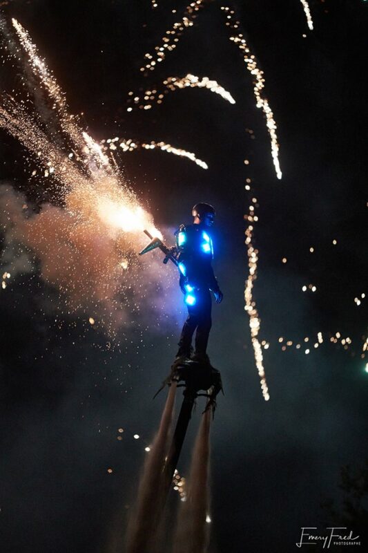 flyboard pyrotechnie lumieres